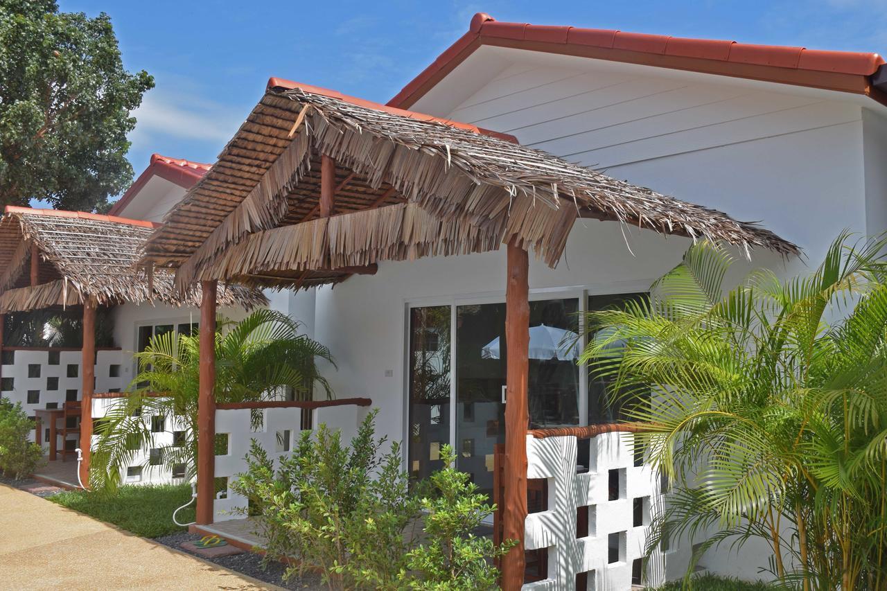维维小屋别墅度假酒店 Nai Harn 外观 照片