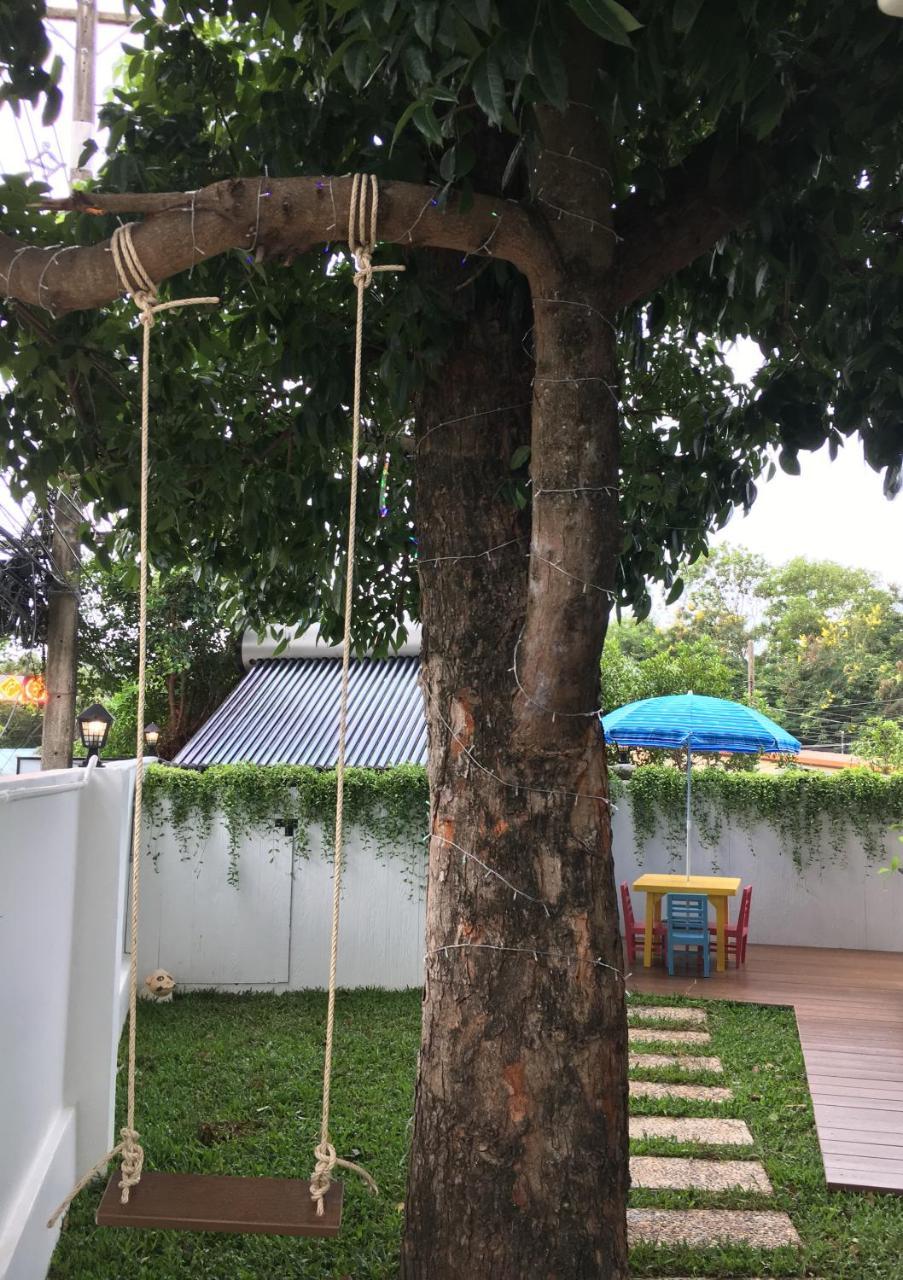 维维小屋别墅度假酒店 Nai Harn 外观 照片