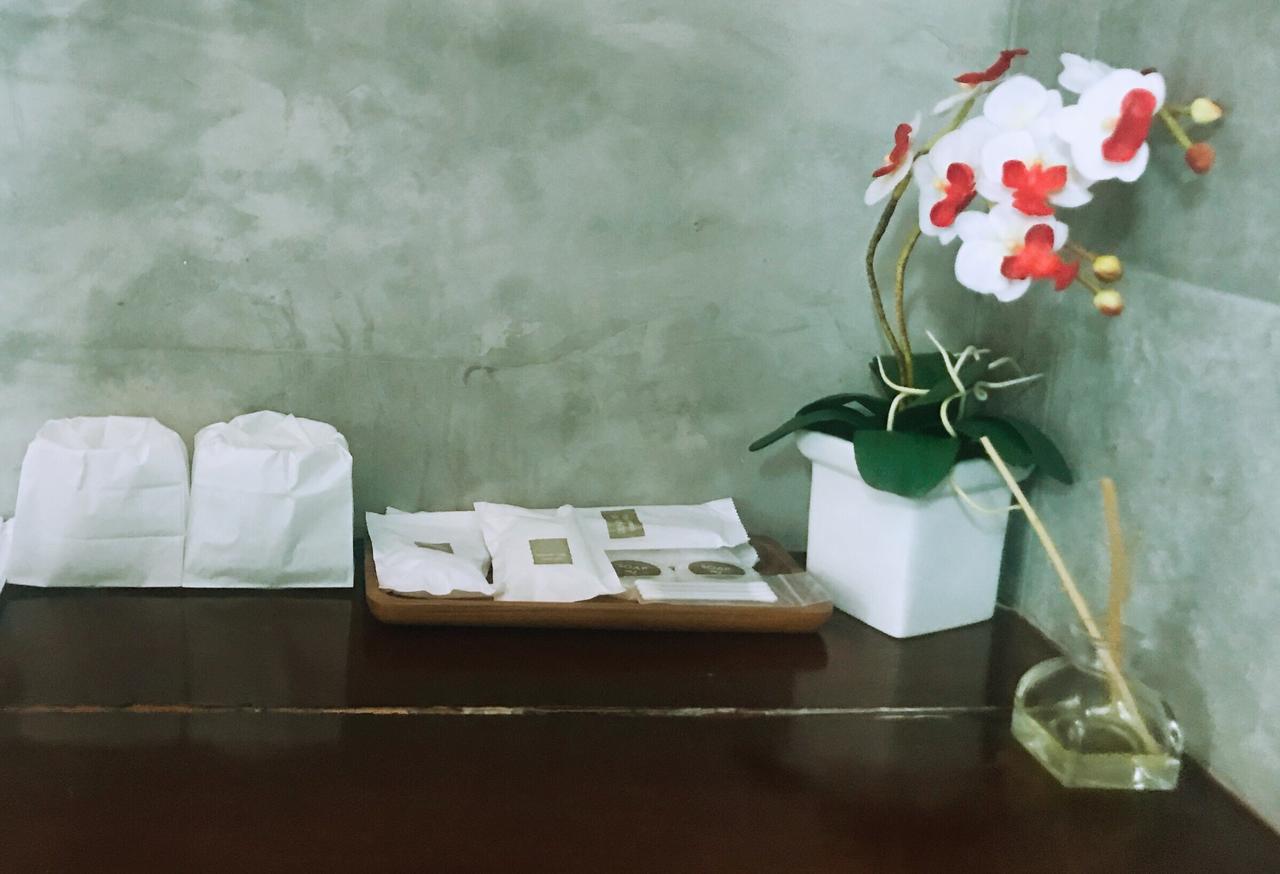 维维小屋别墅度假酒店 Nai Harn 外观 照片