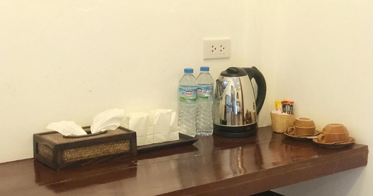 维维小屋别墅度假酒店 Nai Harn 外观 照片